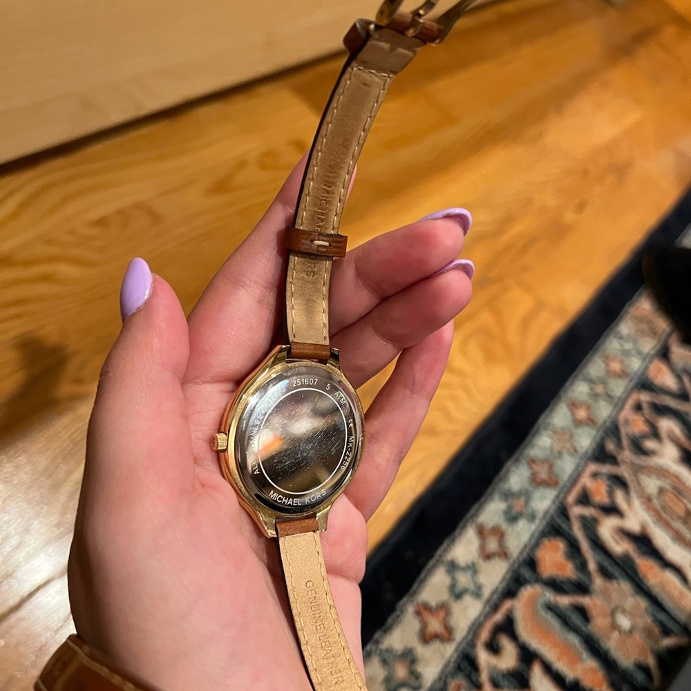 Michael Kors Double Band Leather Gold Watch - Picture 5 of 7